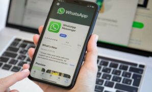 Cara Mengatasi Tanggal WhatsApp Tidak Akurat